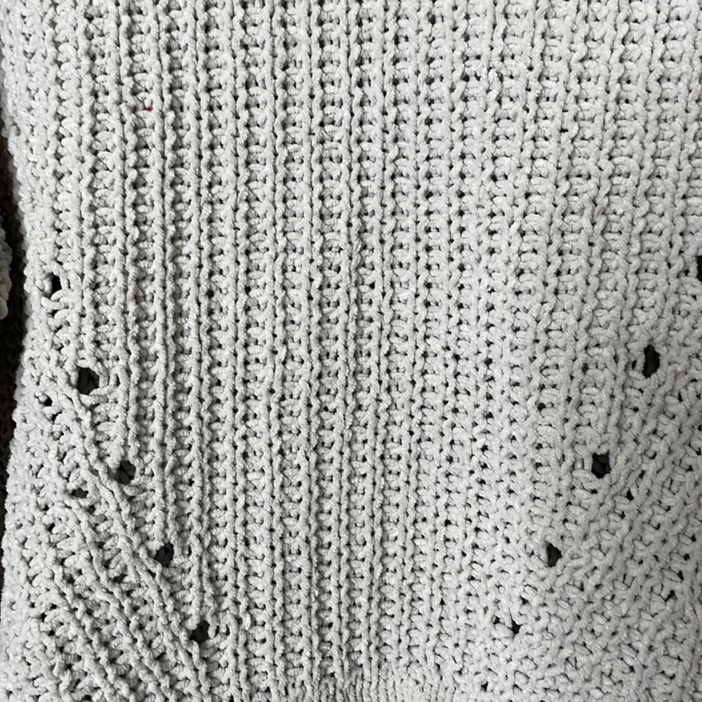 Lucky brand sweater size large. NWT.​​ - Picture 9 of 9